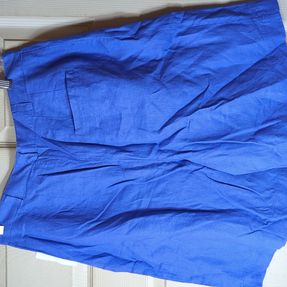 100% linen size 10 Gap shorts - Picture 2 of 2